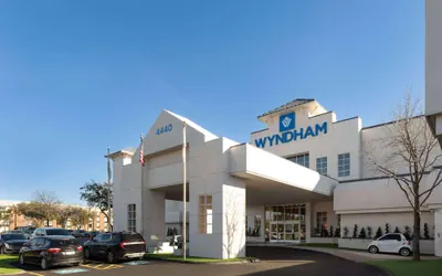 Wyndham DFW Airport