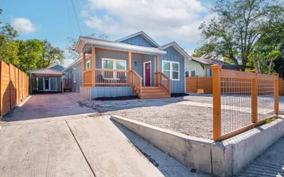 Spectacular Brand New 4BR 2 5BA Near DT Riverwalk