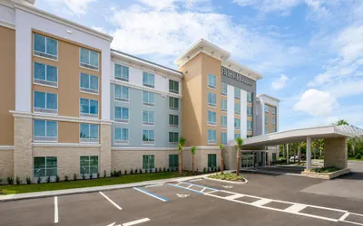 NEW - Fairfield Inn & Suites by Marriott Orlando at Millenia