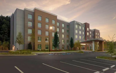 Fairfield Inn & Suites By Marriott Alpharetta Avalon Area