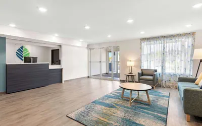 Woodspring Suites Savannah West Chatham Parkway