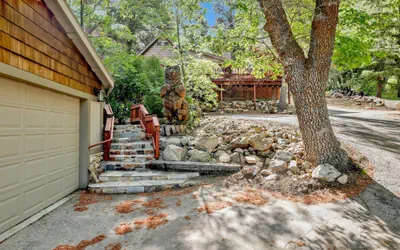 Knickerbocker Retreat #2321