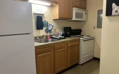 2 Bedroom 2 Bath Apartment Heart of Downtown PIT