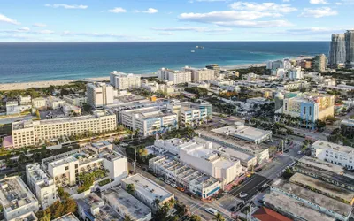 Cozy South Beach 1BR Apt Near Beach and Ocean Drive