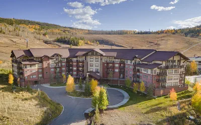 Base Camp 306 3 Bedroom Condo by RedAwning