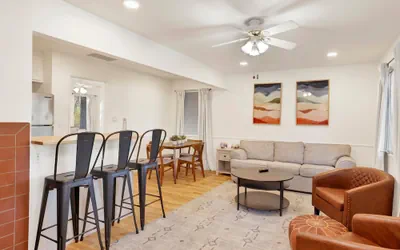 THE Woodside Cottage #2505