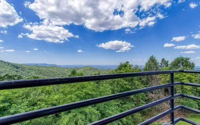 On Top Of The World-heavenly Views-sunsets-pool