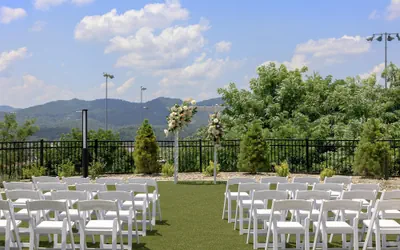 Embassy Suites By Hilton Pigeon Forge Resort