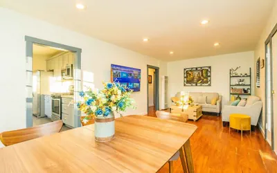 Elegant Comfort on Historic Route 66 Attractions