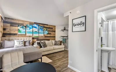 Inviting Waikiki Grand Hotel Room-1 Block to Beach