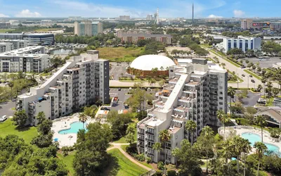 Premium Condos near Universal Studios