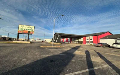 River Valley Inn & Suites (Extended Stay)