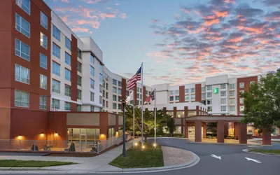 Embassy Suites by Hilton Charlotte Ayrsley