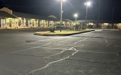 Interstate Inn Express