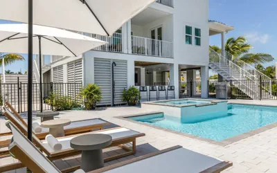 New Altair House by Brightwild Pool Pets