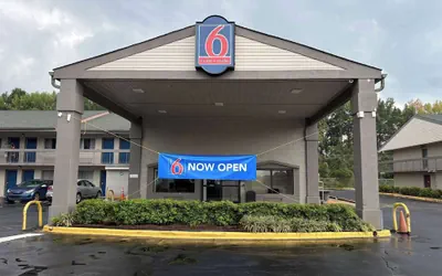 Studio 6 Suites Charlotte, NC - Northlake