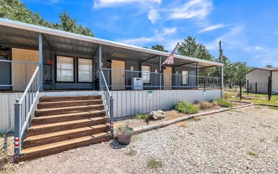 Wild Horses - 1 Bedroom Hotel Room by The Lodges at Fossil Creek