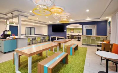 Spark By Hilton Walker Grand Rapids North