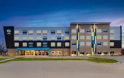 Tru By Hilton Oshkosh
