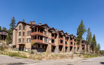 Grandeur at Elevation 3 Bedroom Loft 3 Condo