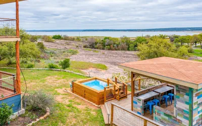 5 King 3 5b Firepit Nearby Pickleball Opens Feb 25 Lvl2 EV Charger Pool w Lake Views