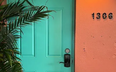 Charming Cozy Studio Lake Ridge