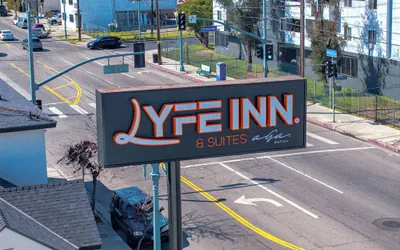 LYFE INN & SUITES by AGA- North Hollywood Universal Studios