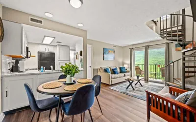 Indoor Pool Mountain Views Hot Tub Sleeps 6