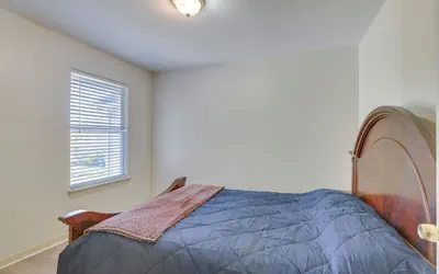 Family Friendly 3 Bedroom 2 bath Home