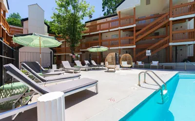 NEW Central Buckhead Apt Atlanta Gem