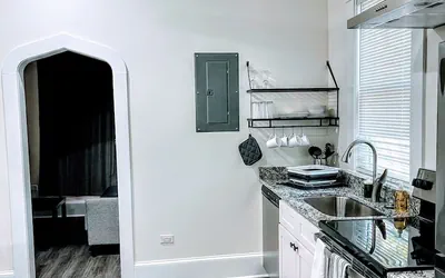 Walk to Duke Campus 1 Bedroom in Trinity Park