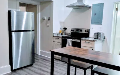 Walk to Duke Campus 1 Bedroom in Trinity Park
