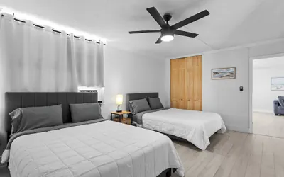 Bay Harbor Sunset Apt 5A