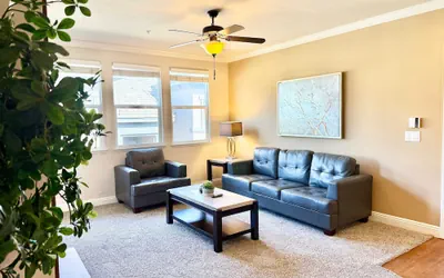 New Cozy 1BR Apt With Gym Sauna Heated Pool Access