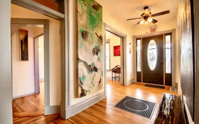 Franklin Fab Gallery House