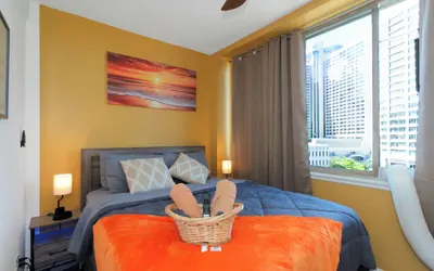 Spacious 3BR Condo in DTWN