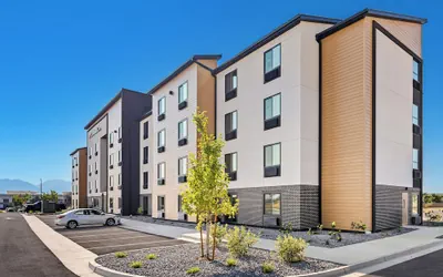 LivAway Suites Seattle-Renton