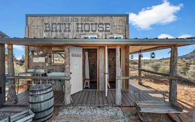 Southwest Silo Stay- 1 Bedroom Near Zion & Bryce