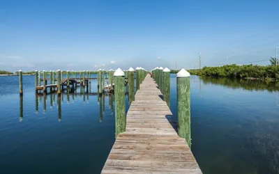 New Waterfront Home - Sunray House