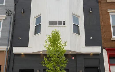 West Philadelphia Modern Hotel & Suites