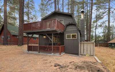 Charming Cabin Escape