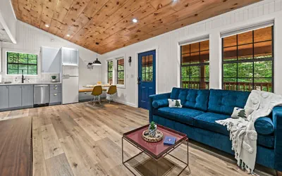 Smoky Mountains Honeymoon Cabin Dog Friendly