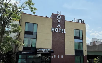 NOVA HOTEL BRONX