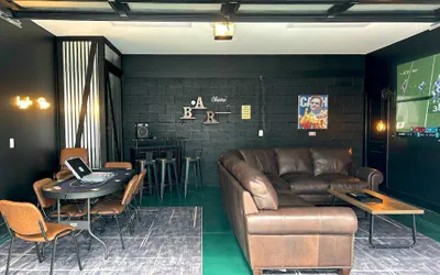 2 Hot Tubs Karaoke Game Room Downtown Nashville