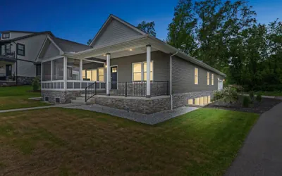 Pet-friendly Getaway With Golf & Private Patio Retreat 4 Bedroom Home