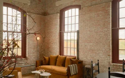 Pocketbook Hotel and Bath