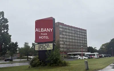 Albany Plaza Hotel