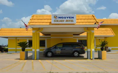 Golden Hotel and Conference Centre