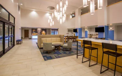 Holiday Inn Express & Suites Pahrump by IHG