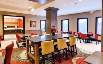 Holiday Inn Express & Suites Plymouth - Ann Arbor Area by IHG
